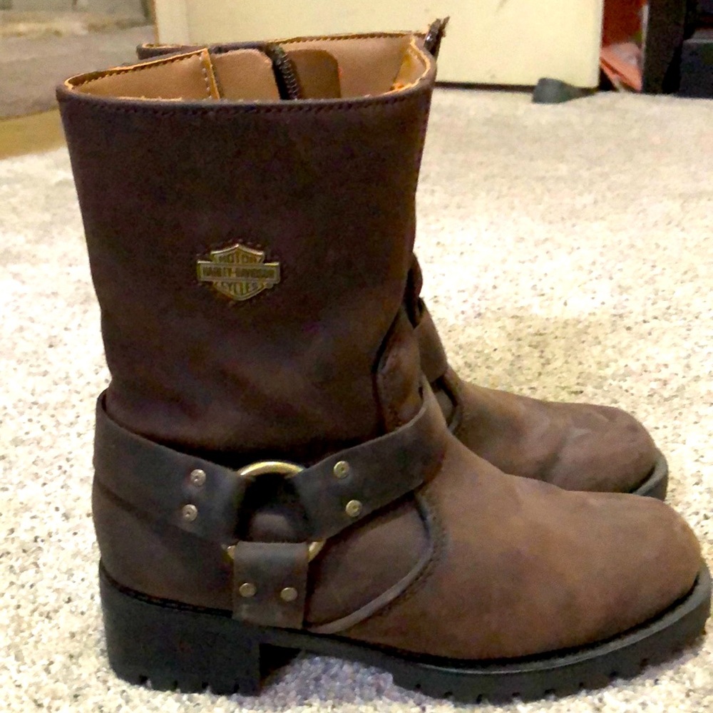 Like new Harley Davison brown leather boots!